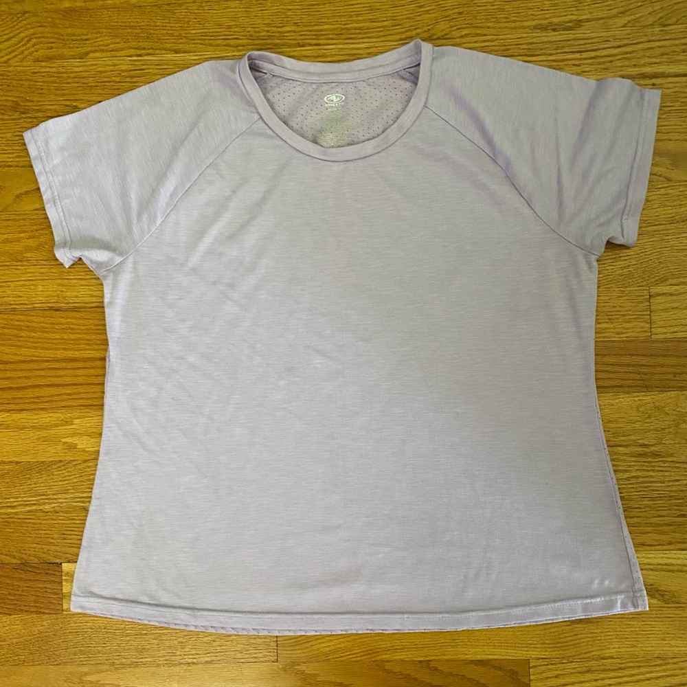 Athletic Works Tshirt Women’s XXL (2XG/20) Lavender Tee Round Neck Workout
